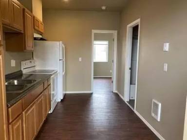 Main picture of 301 N Park St
