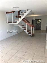 Main picture of 641 SW 115th Ave