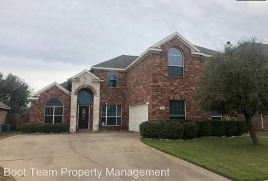 Main picture of 732 Bur Oak Dr