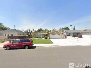 Main picture of 9888 Camulos Ave