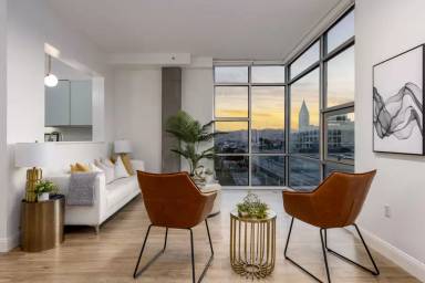 Main picture of 301 Bryant St