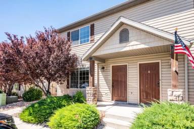 Main picture of The Fields