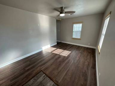 Main picture of 1009 N Virginia St