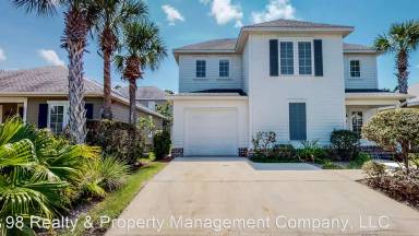 Main picture of 210 Christian Dr