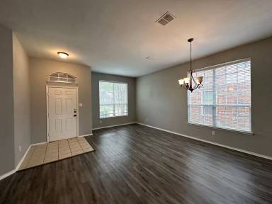 Main picture of 6013 Dark Forest Dr