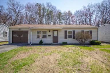 Main picture of 31 Mildred Ln