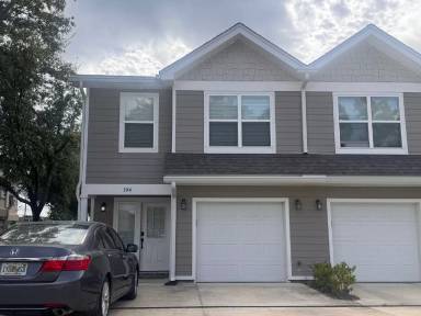 Main picture of 194 Ellis Ave
