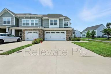 Main picture of 9893 Honeybee Dr