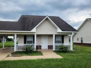 Main picture of 5740 Harris Dr