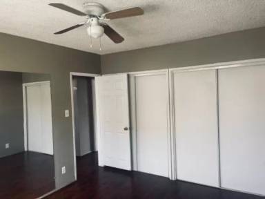Main picture of 5615 Satsuma Ave