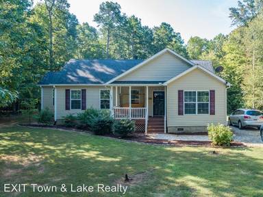 Main picture of 618 Tanglewood Dr