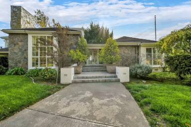 Main picture of 1041 Las Amigas Rd