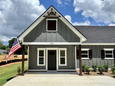 Main picture of 307 Georgia St