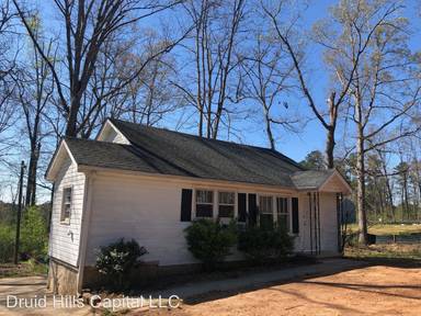 Main picture of 2305 Phillips Rd