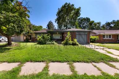 Main picture of 7809 E Gilbert St