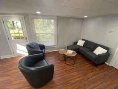 Main picture of 375 Water St