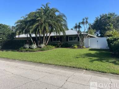 Main picture of 3052 Tyrone Ln