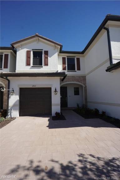 Main picture of 11011 W 33rd Ln
