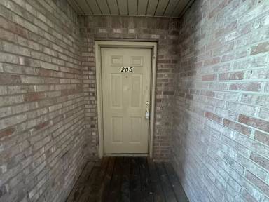 Main picture of 1121 Transit Way