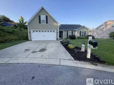 Main picture of 132 Creekwalk Ln