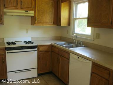 Main picture of 2800 Isherwood Dr