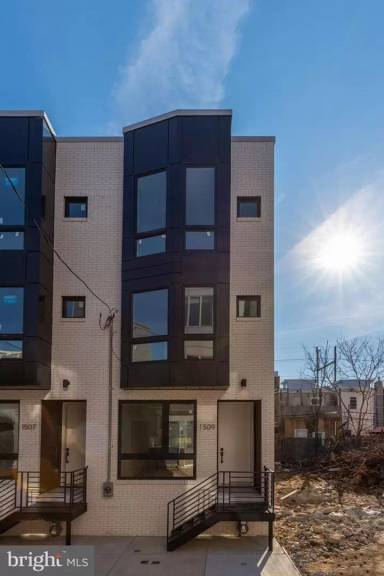Main picture of 1509 S Bambrey St