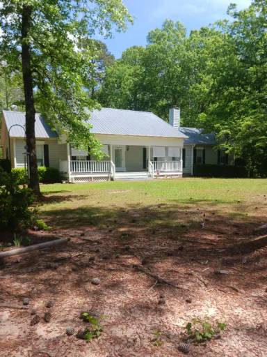 Main picture of 168 Greenwood Rd