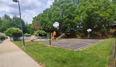 Main picture of Maple Ridge Apartments