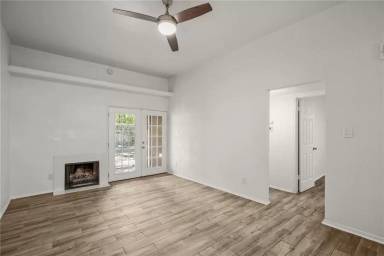 Main picture of 6803 Woodhue Dr