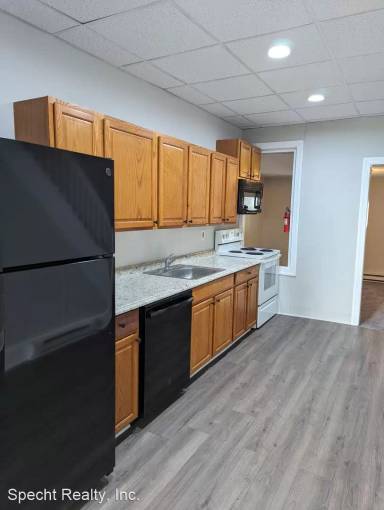 Main picture of 177 S Washington St