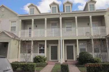Main picture of 211 E Thatch Palm Cir