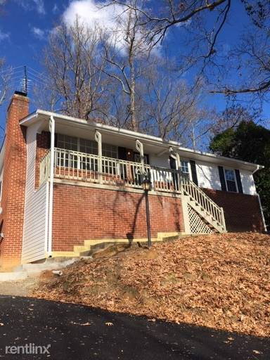 Main picture of 9814 Sylvan Turn