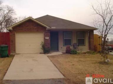 Main picture of 1311 Petunia Dr