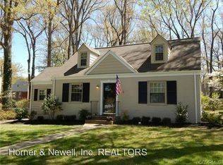 Main picture of 905 Greenway Ln
