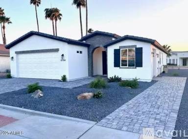 Main picture of 2734 N Trevino Pl