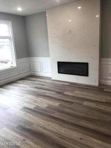 Main picture of 274 Governor St