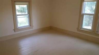 Main picture of 112 Riverview Dr