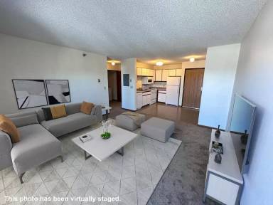 Main picture of Pointe West