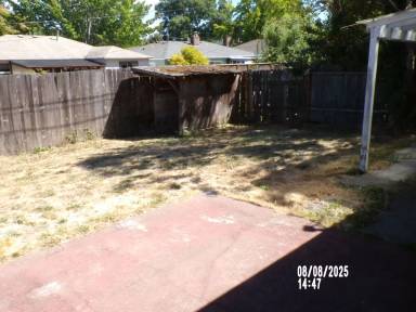 Main picture of 733 NW 36th St