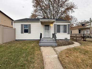 Main picture of 9051 Austin Ave