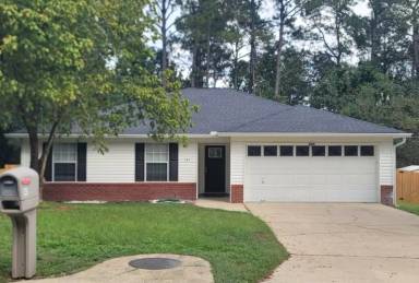 Main picture of 141 Palmetto Dr