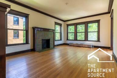 Main picture of 2418 N Sawyer Ave