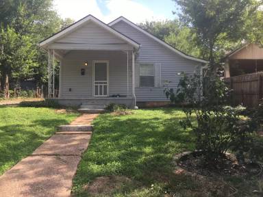 Main picture of 1804 NW 41st St