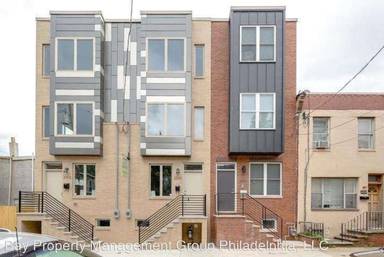 Main picture of 2004 Titan St