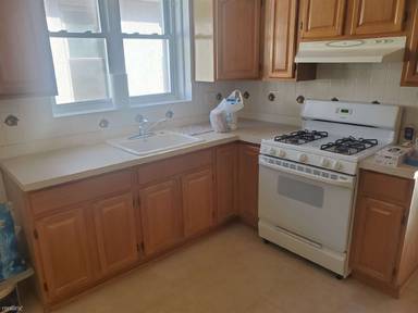 Main picture of 2043 72nd St