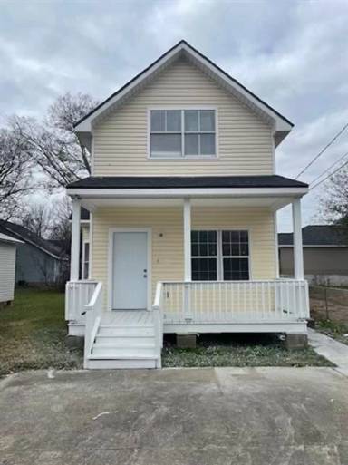 Main picture of 2556 Thomas H Delpit Dr