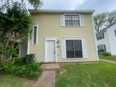 Main picture of 176 Settlers Bnd