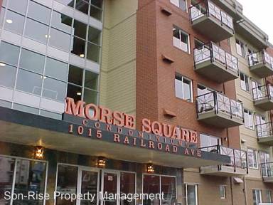 Main picture of 1015 Railroad