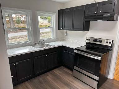 Main picture of 4402 20th St NE