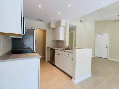 Main picture of 1073 S Hiawassee Rd